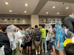 澳门金沙官网：“警察抓法官放”，香港为何频频出现如此怪象